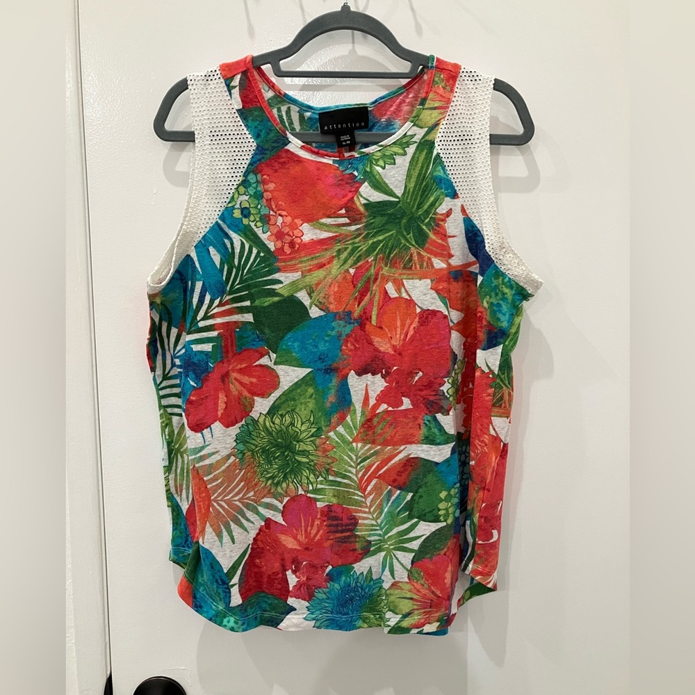 Attention XL Tropical Top